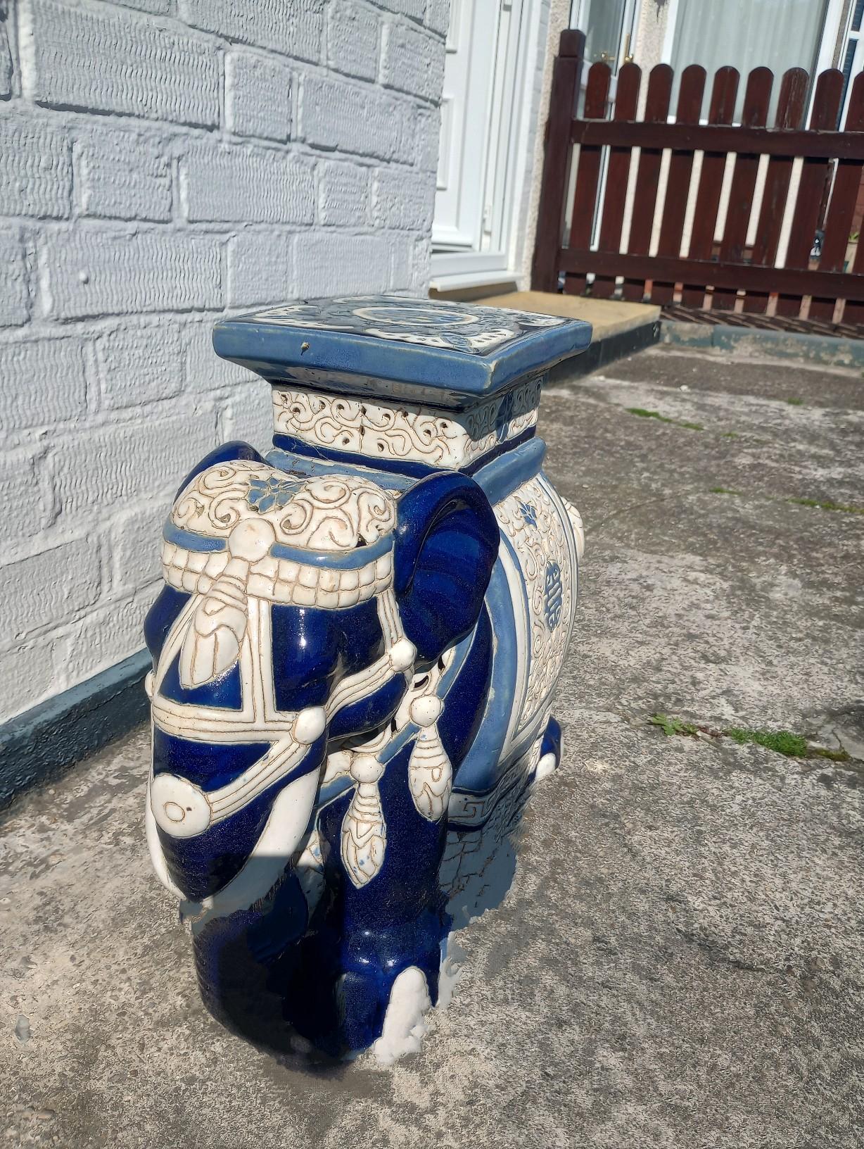 ceramic elephant plant pot stand. in HA2 Harrow for £150.00 for sale