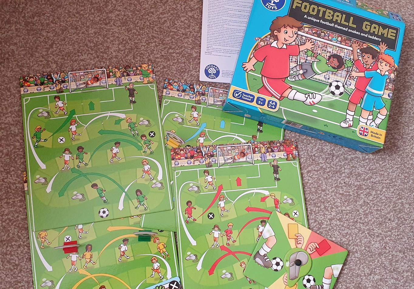 Football snakes and ladders game in WS11 Walsall for £5.00 for sale