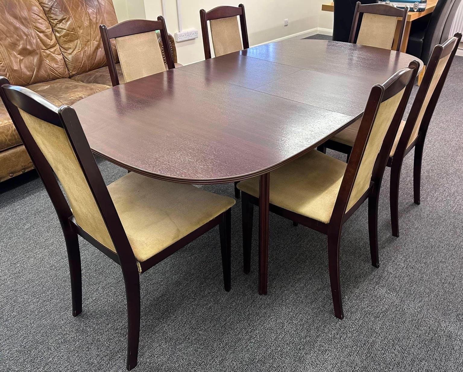 SECOND HAND DINING TABLE AND 6 CHAIRS in S62 Parkgate for £80.00 for sale Shpock