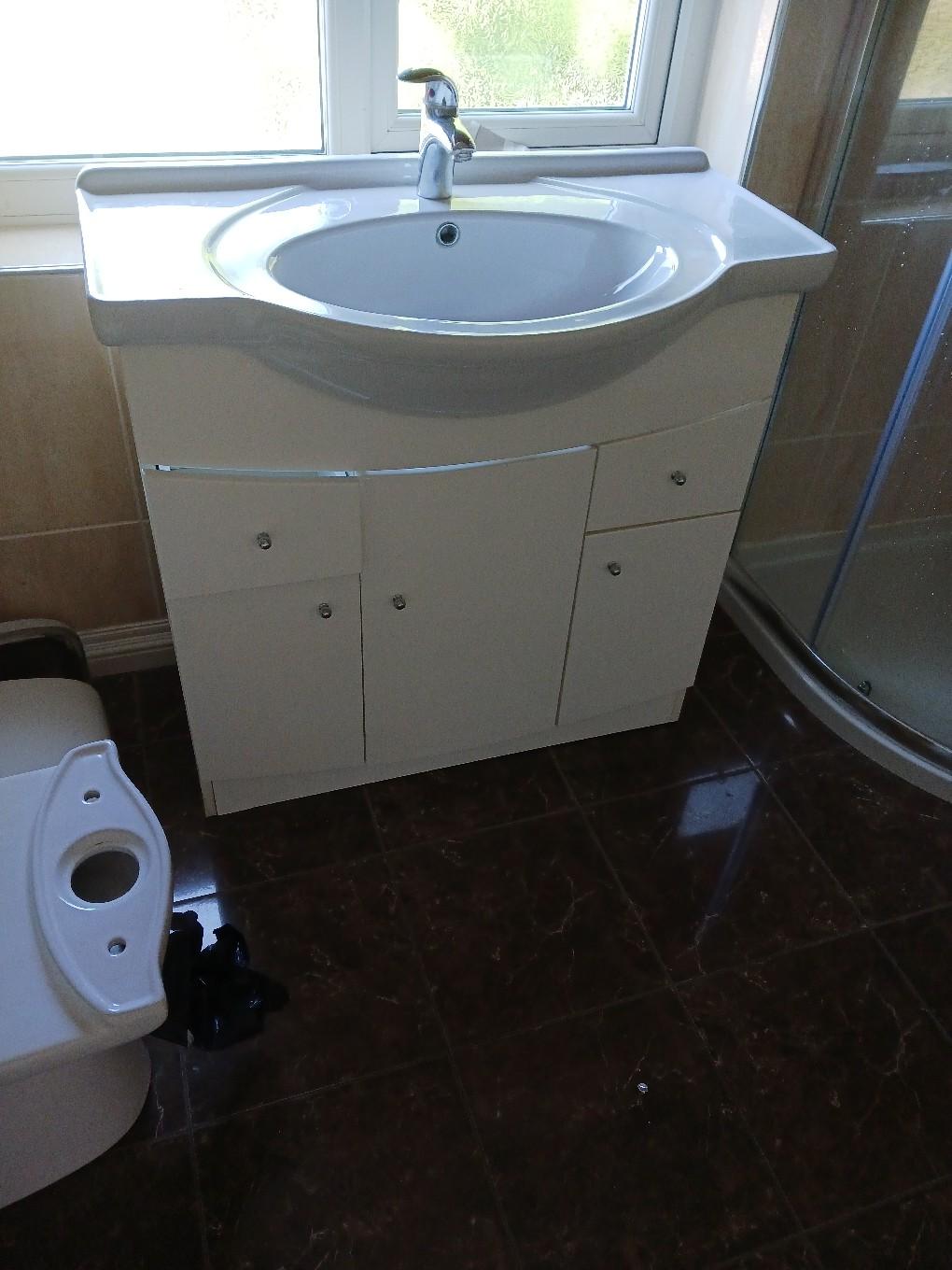 vanity unit for bathroom in B79 Tamworth for £50.00 for sale Shpock
