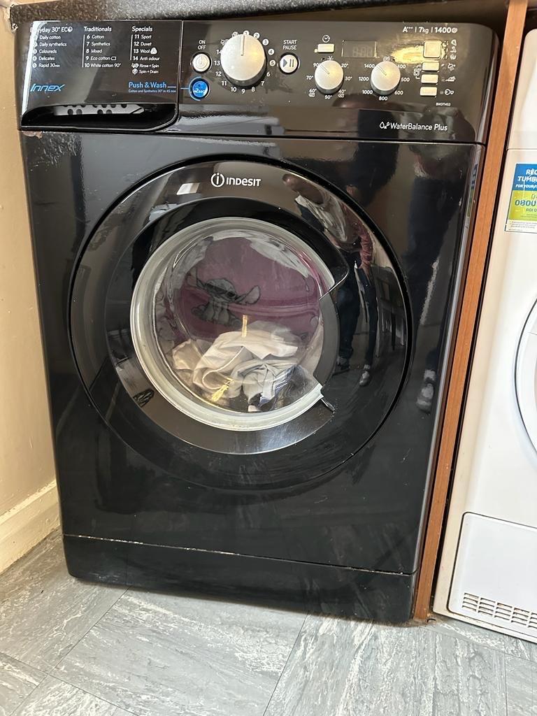 Black indesit washing machine in NG8 Nottingham für 70,00 £ zum Verkauf