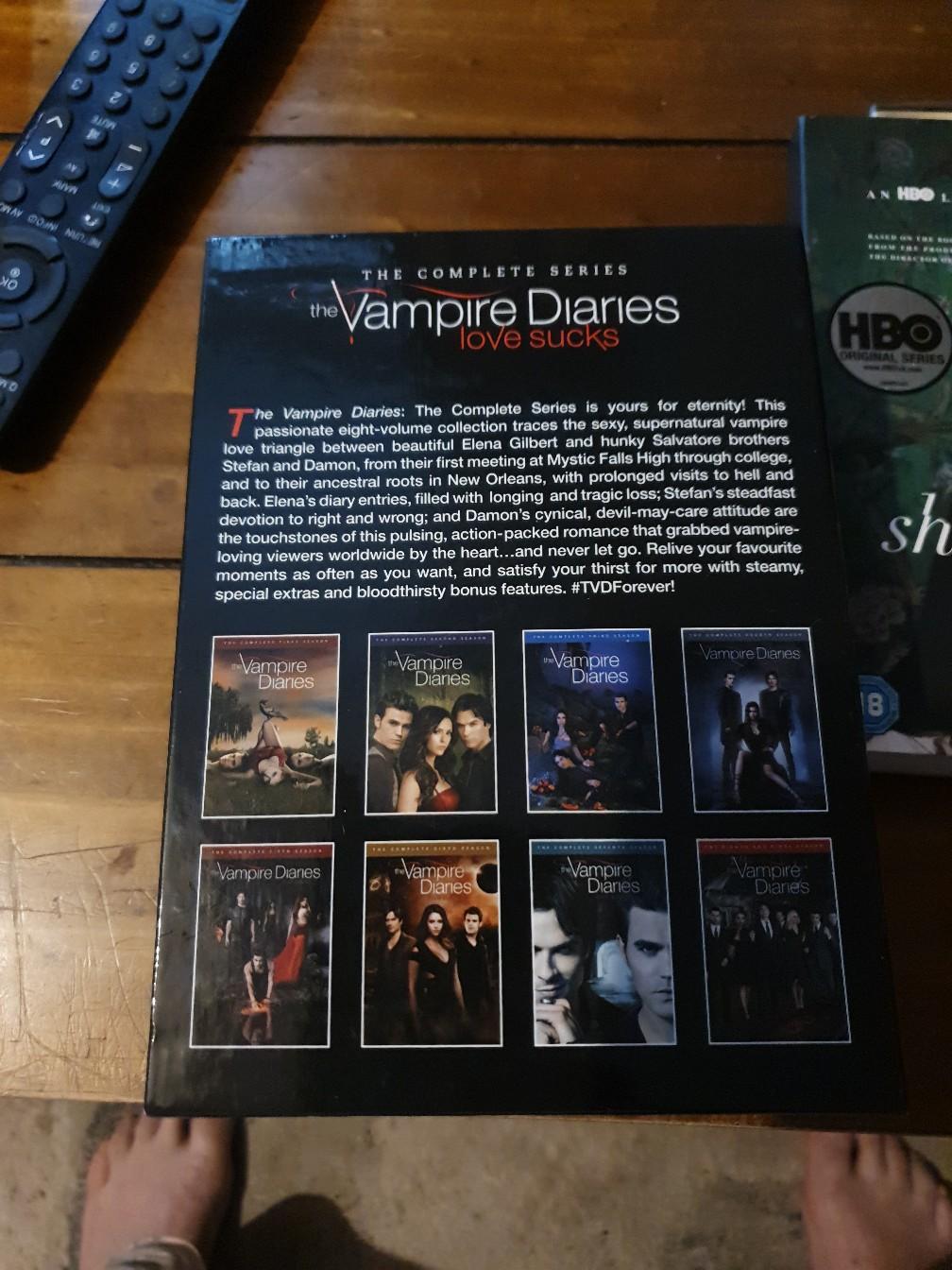 Vampire diaries box set dvd in SE1 London für £ 30,00 zum Verkauf