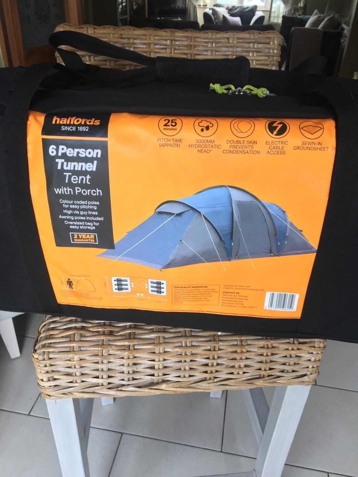 Halfords tunnel tent in E4 London für 120,00 £ zum Verkauf Shpock DE