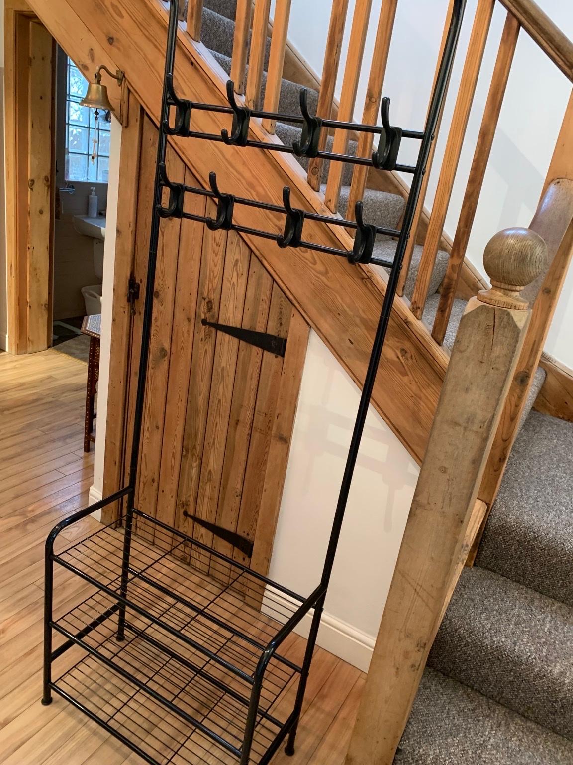 Coat stand / shoe rack in W13 London for £20.00 for sale Shpock