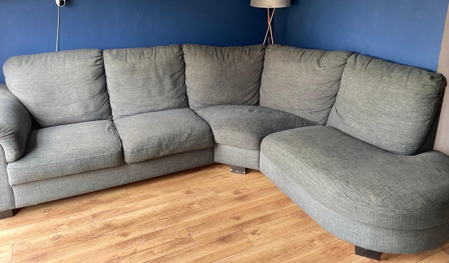 Corner sofa in DY2 Dudley for £50.00 for sale Shpock