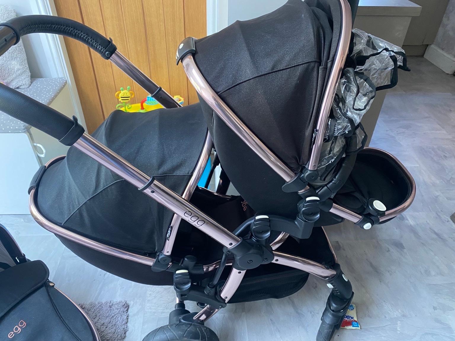 Limited edition diamond black egg pushchair in NG19 Woodhouse for £500.
