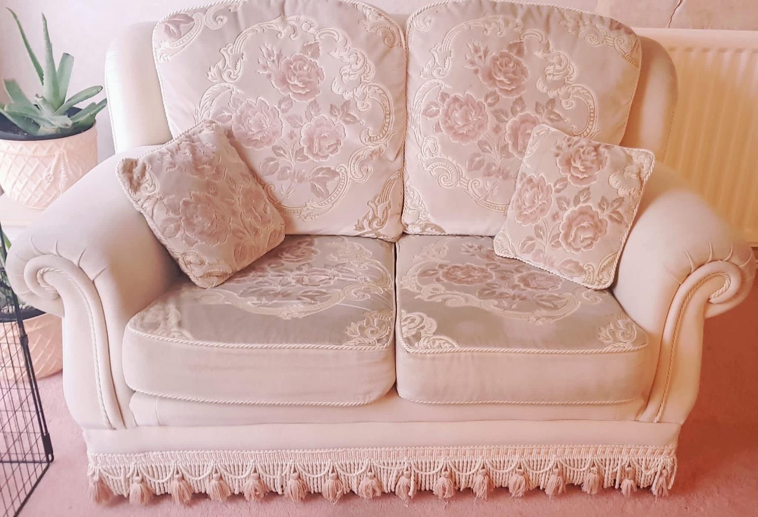 3 piece sofa set in WS1 Walsall for £120.00 for sale Shpock