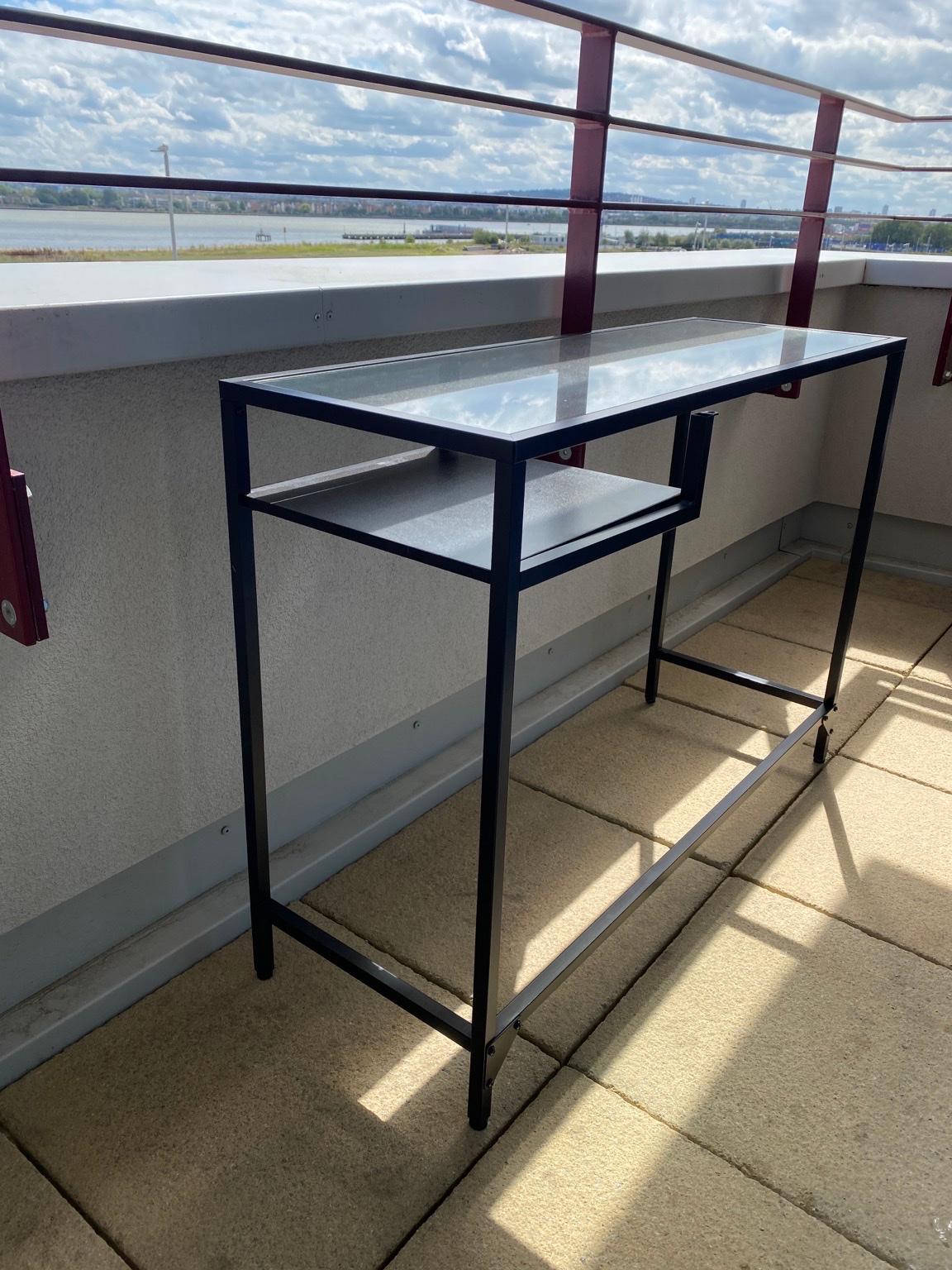 IKEA Slim Black Metal Desk Glass in IG11 London für 20,00 £ zum Verkauf