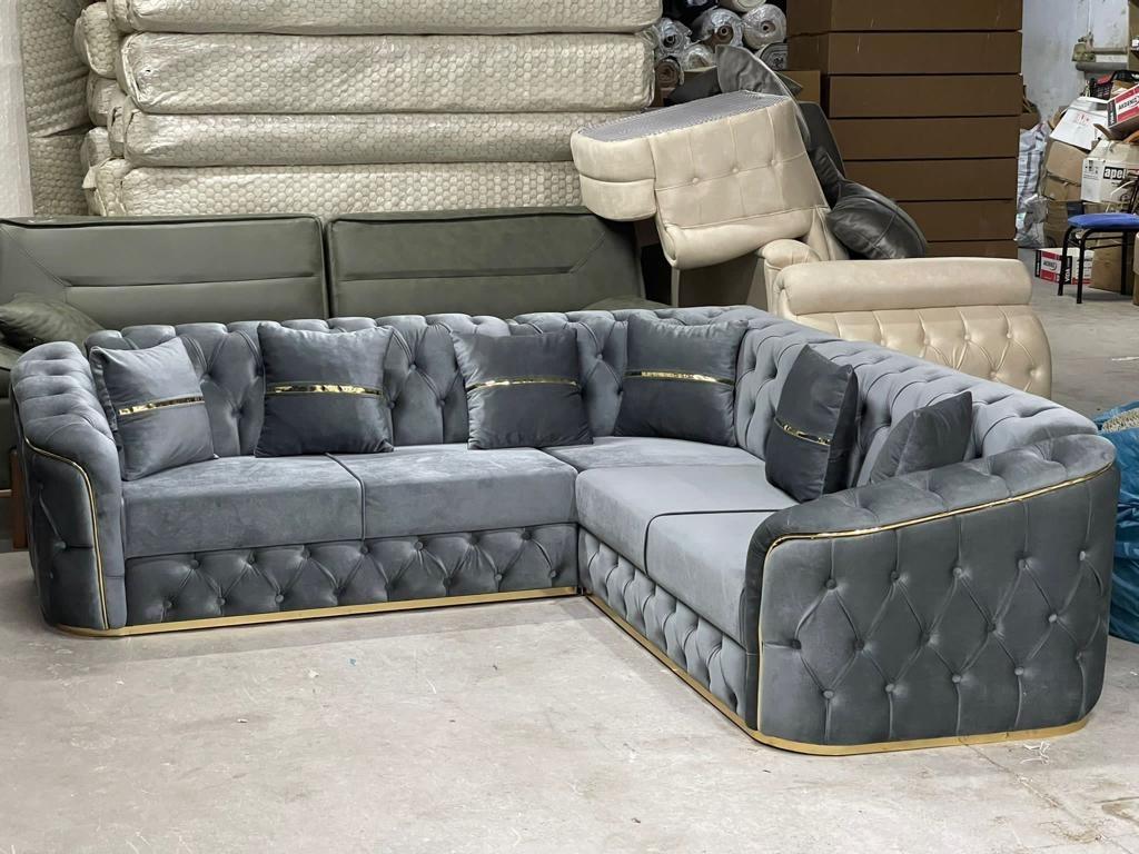 GOOD LOOKING MADRID CORNER SOFA FOR SALE !!!! in PE2 Peterborough für 859,00 £ zum Verkauf