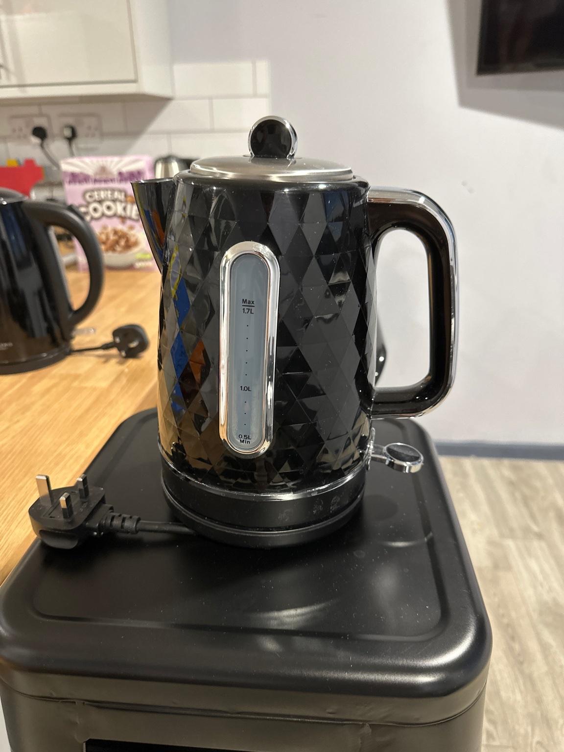 Wilko Black Diamond 1.7L Kettle in NG1 Nottingham für 10,00 £ zum