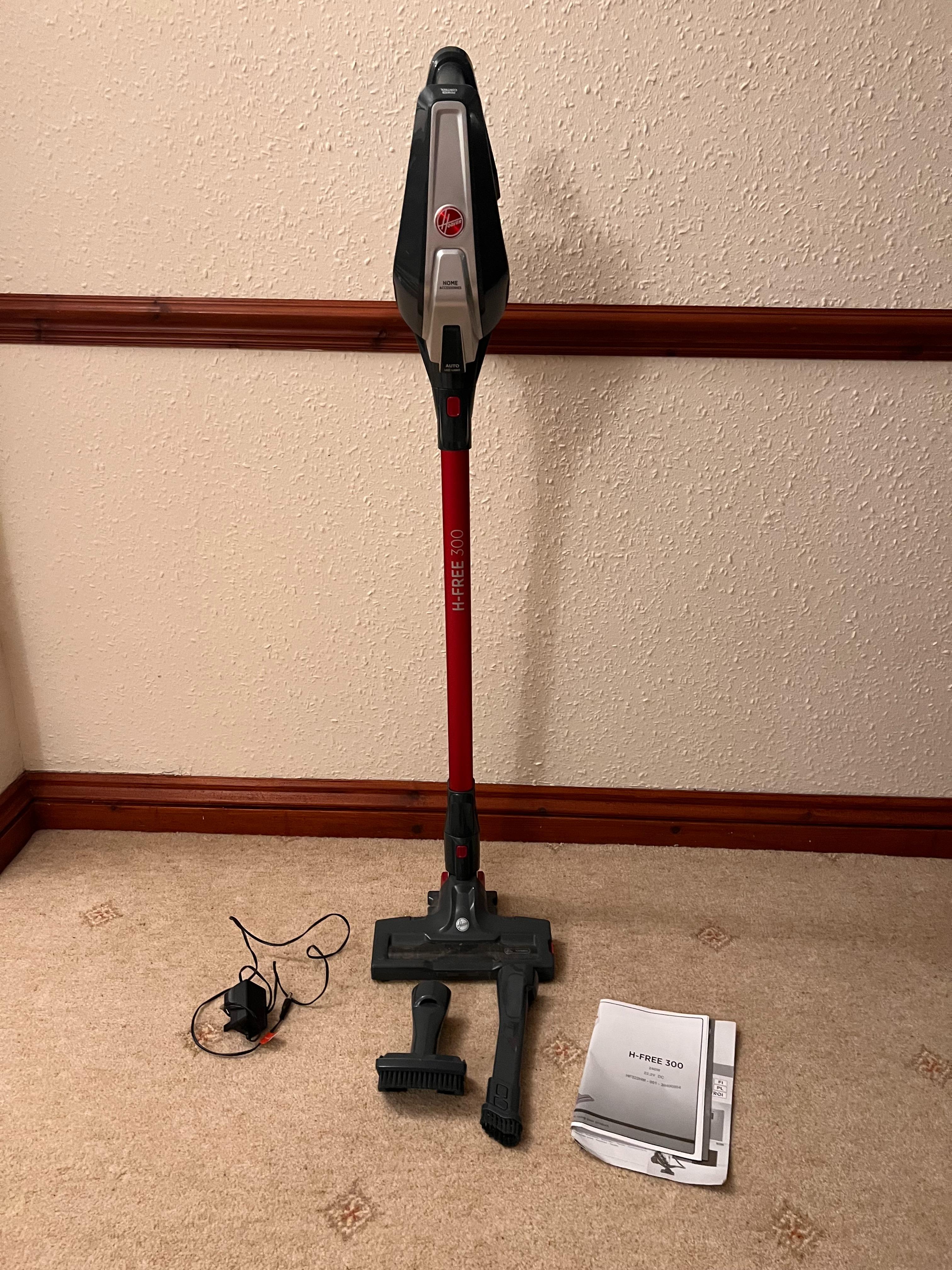 Hoover HFree 300 cordless vacuum in CV31 Warwick für 50,00 £ zum