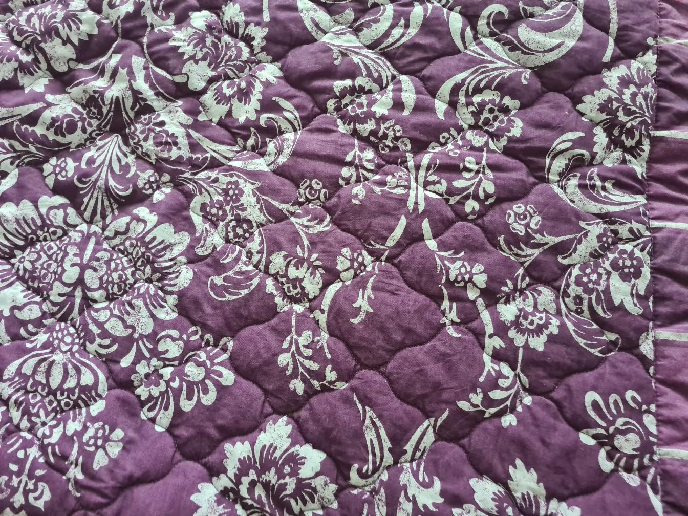 Purple quilted throw in B79 Tamworth für 15,00 £ zum Verkauf Shpock DE