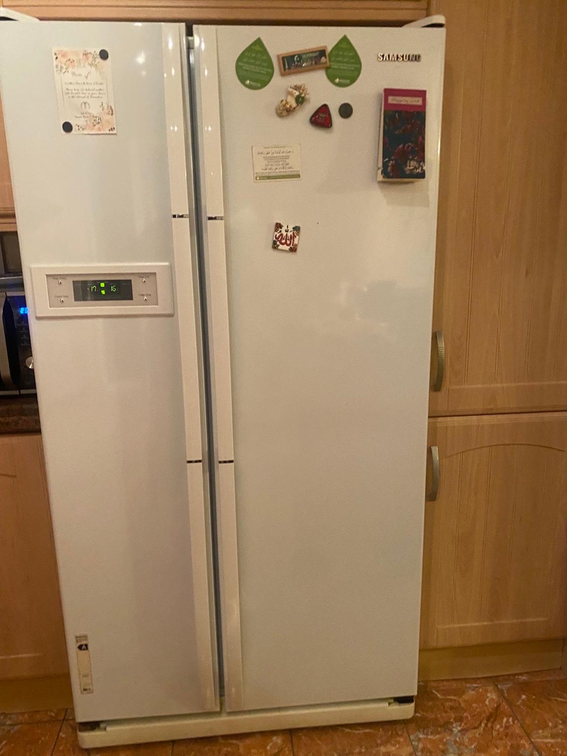 Samsung white fridge freezer American style in B8 Birmingham für 200,00