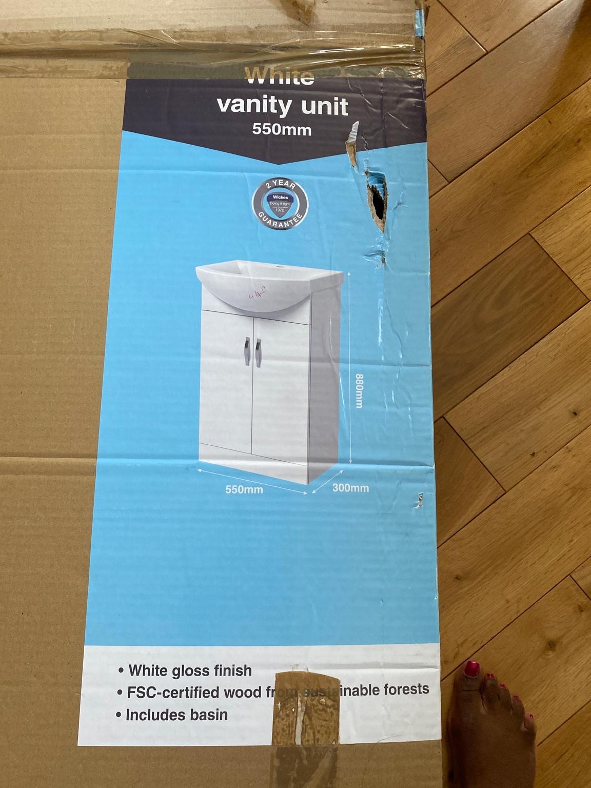 Wicked vanity unit and sink in E11 London für £ 60,00 zum Verkauf