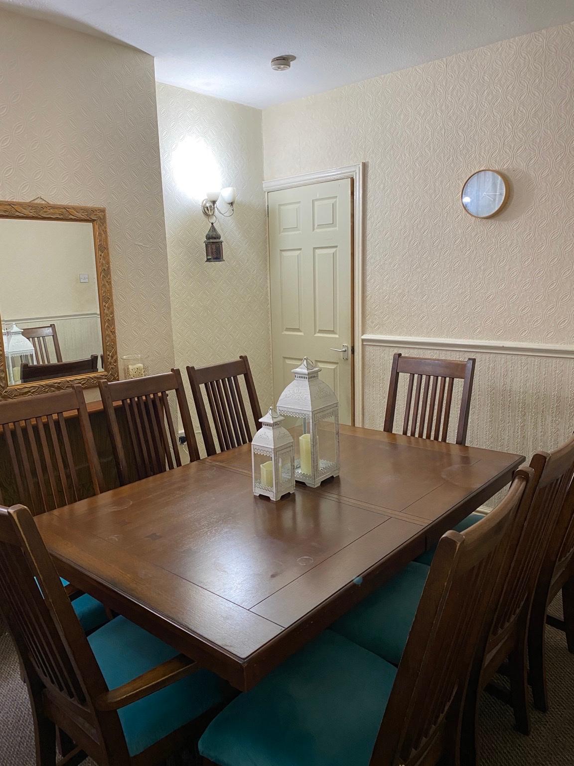 Dining table and 8 chairs in LE1 Leicester for £350.00 for sale Shpock
