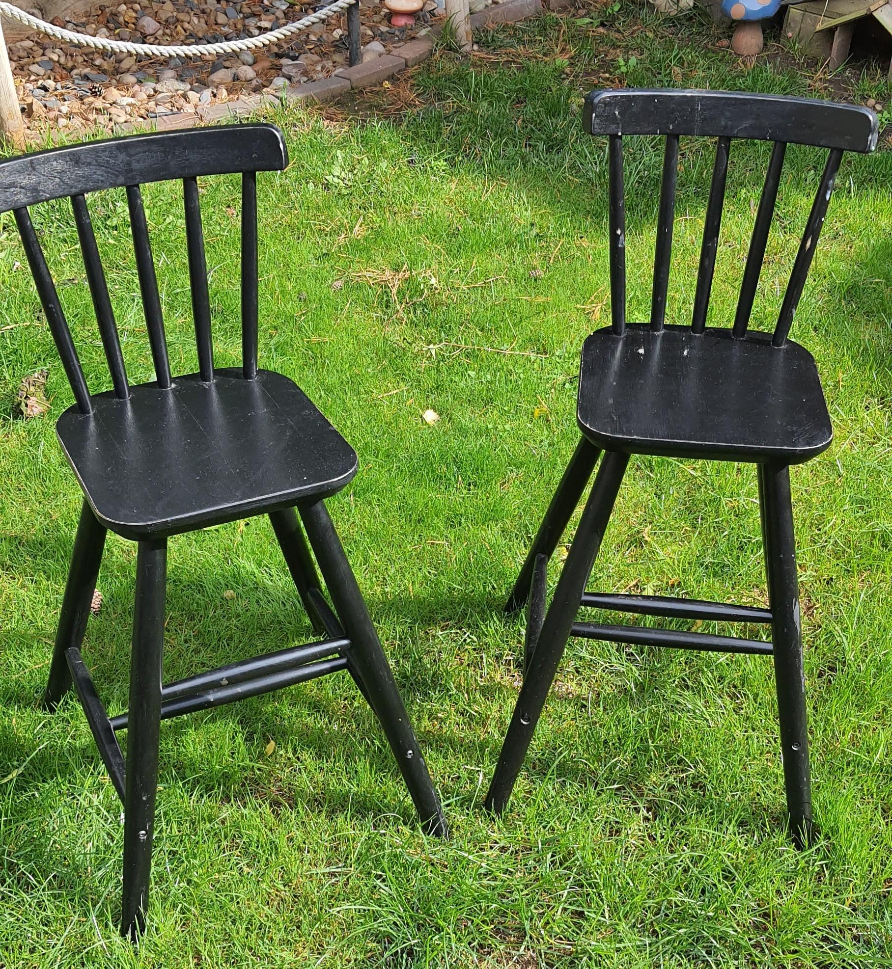 2 x ikea small chairs in WV10 Wolverhampton for £10.00 for sale Shpock