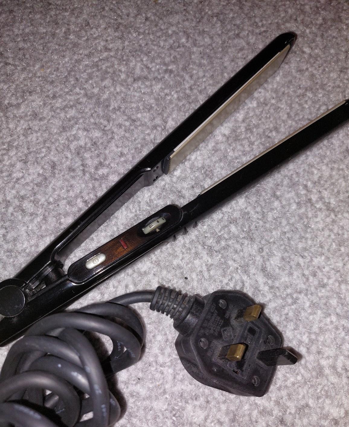 Babyliss hair straighteners Type C106a in WV2 Wolverhampton für £ 20,00