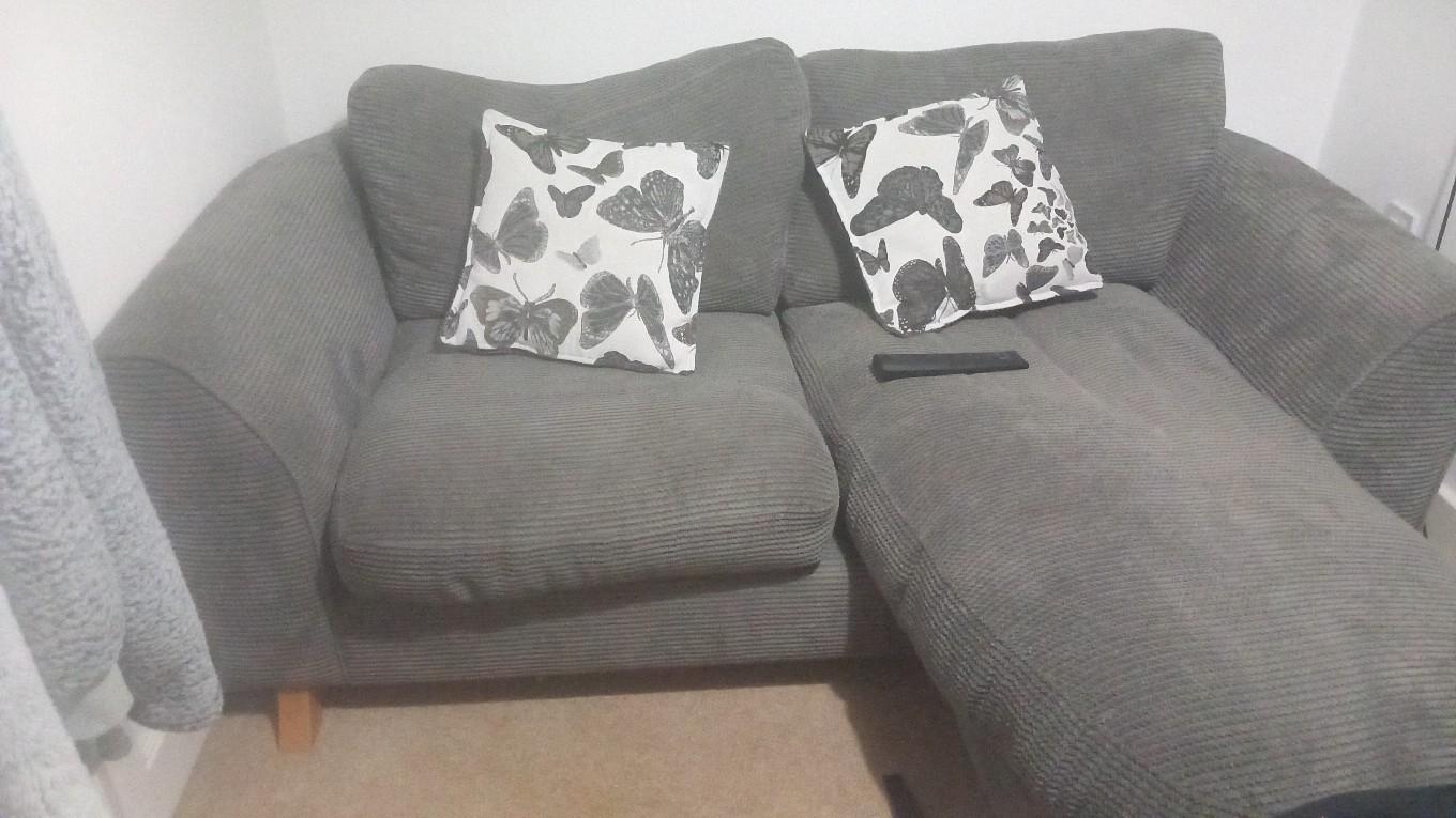 sofa in DY1 Dudley für 50,00 £ zum Verkauf Shpock DE