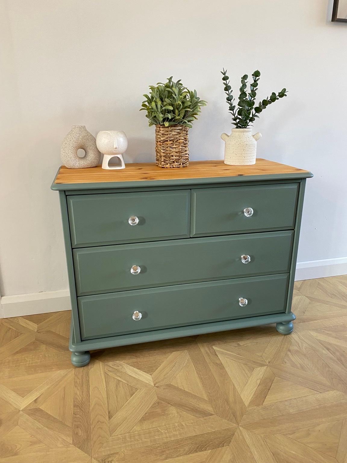Small pine chest of drawers in DY10 Forest für 55,00 £ zum Verkauf