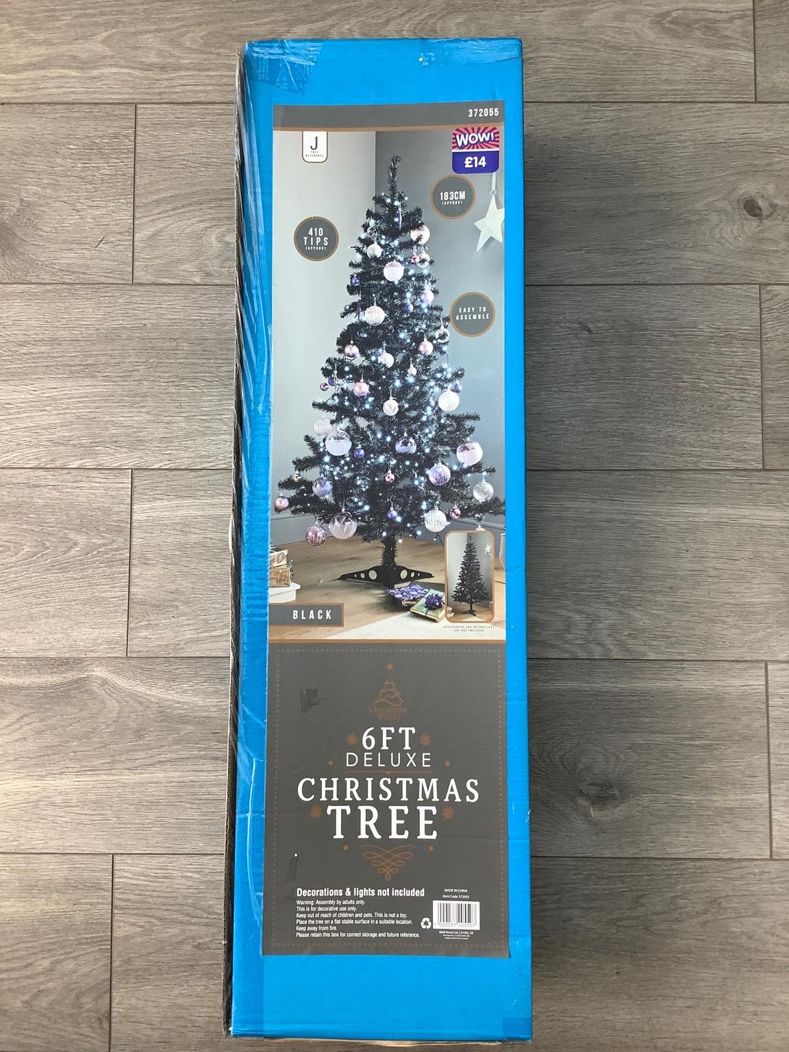 6ft black deluxe Christmas tree in NN9 Finedon for £8.00 for sale Shpock