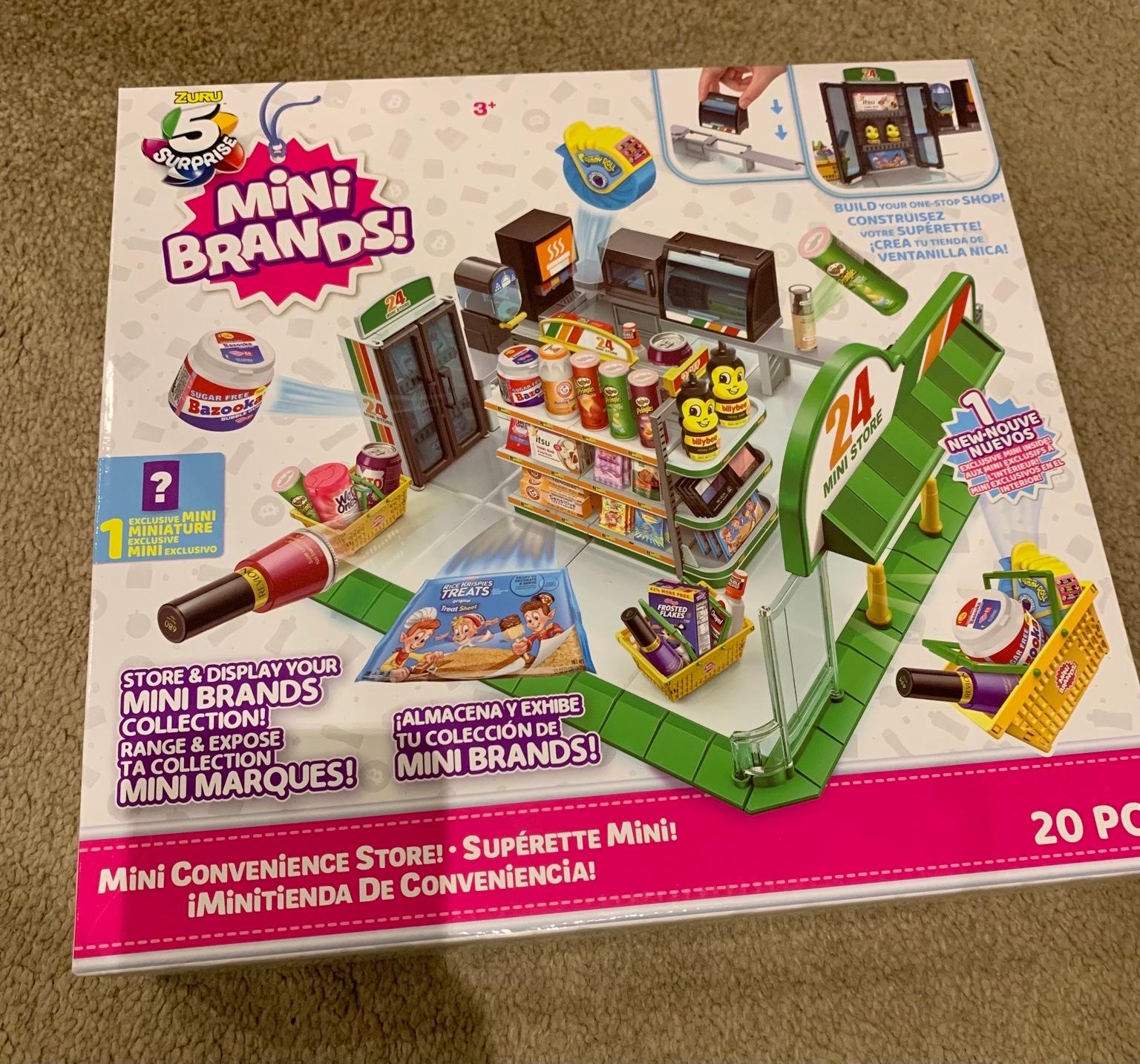 Mini brands convenience store and mini brands in S71 Barnsley für 20,00