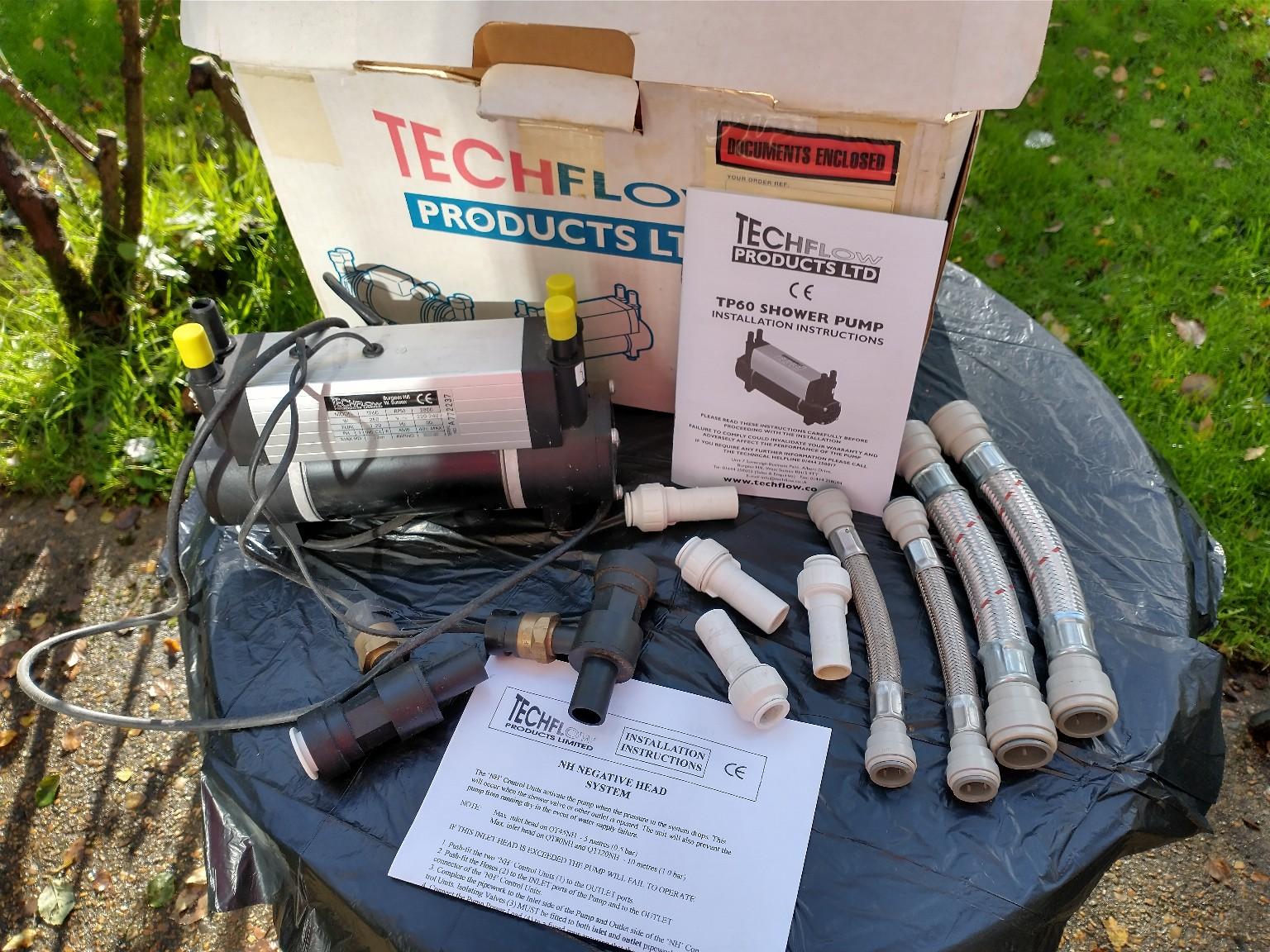 Negative Head Shower Pump in RH1 Banstead für 50,00 £ zum Verkauf