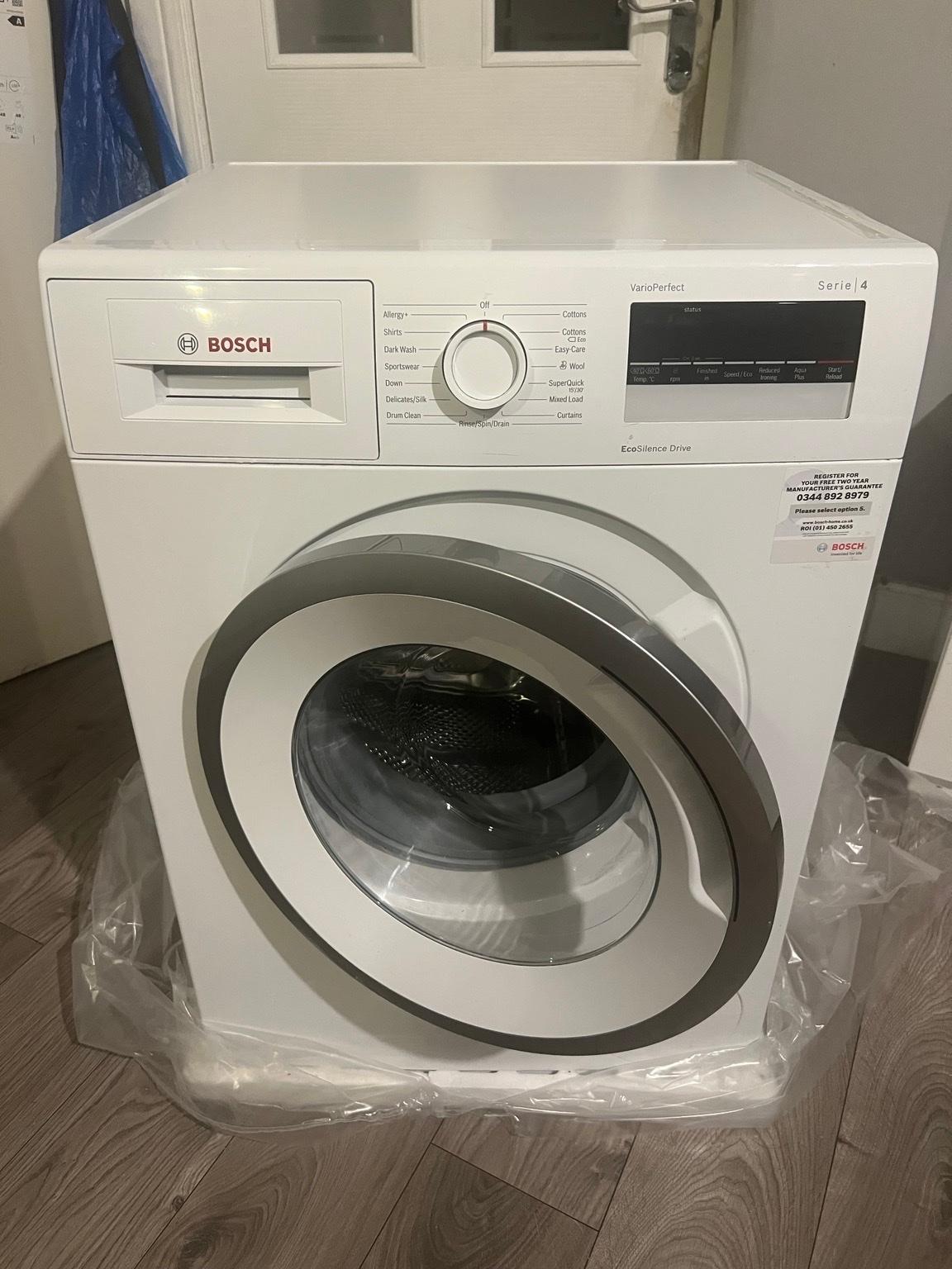 Bosch vario perfect washing machine in E17 London for £150.00 for sale