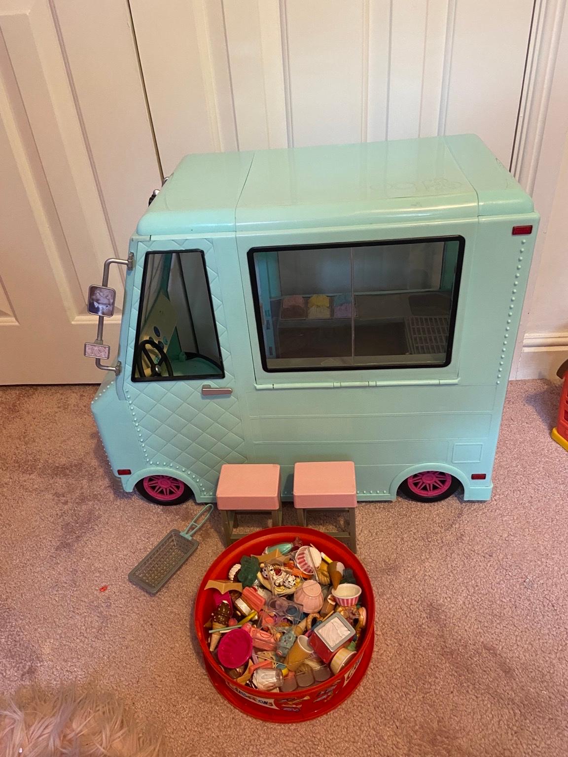 Our generation ice cream truck Christmas in WF17 Kirklees für 25,00