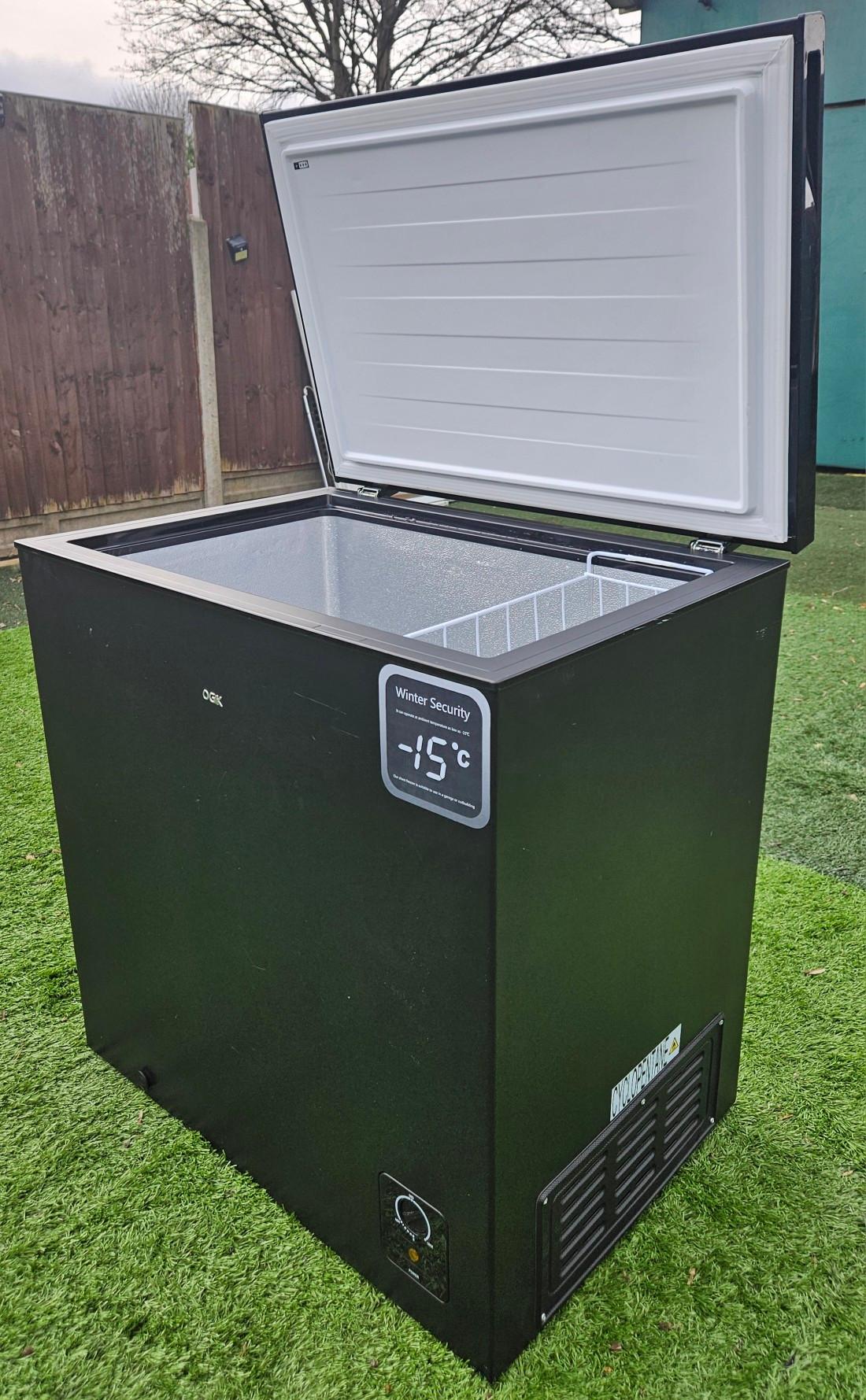 LOGIK chest freezer (200L) Delivery * in B70 Bromwich for £179.00 for