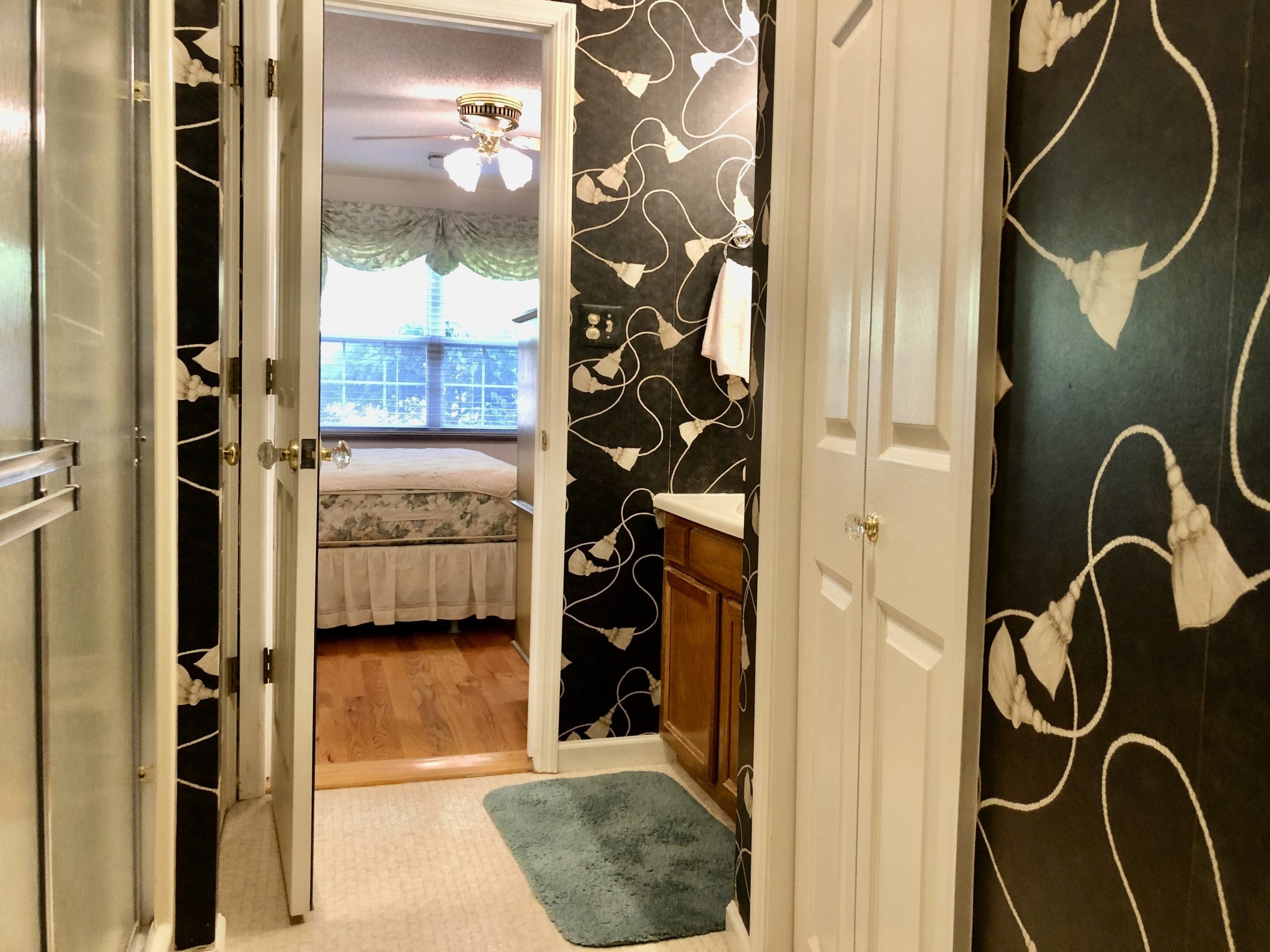 SOLD 275,000 5019 Griffins Gate Lane Knoxville, TN 37912