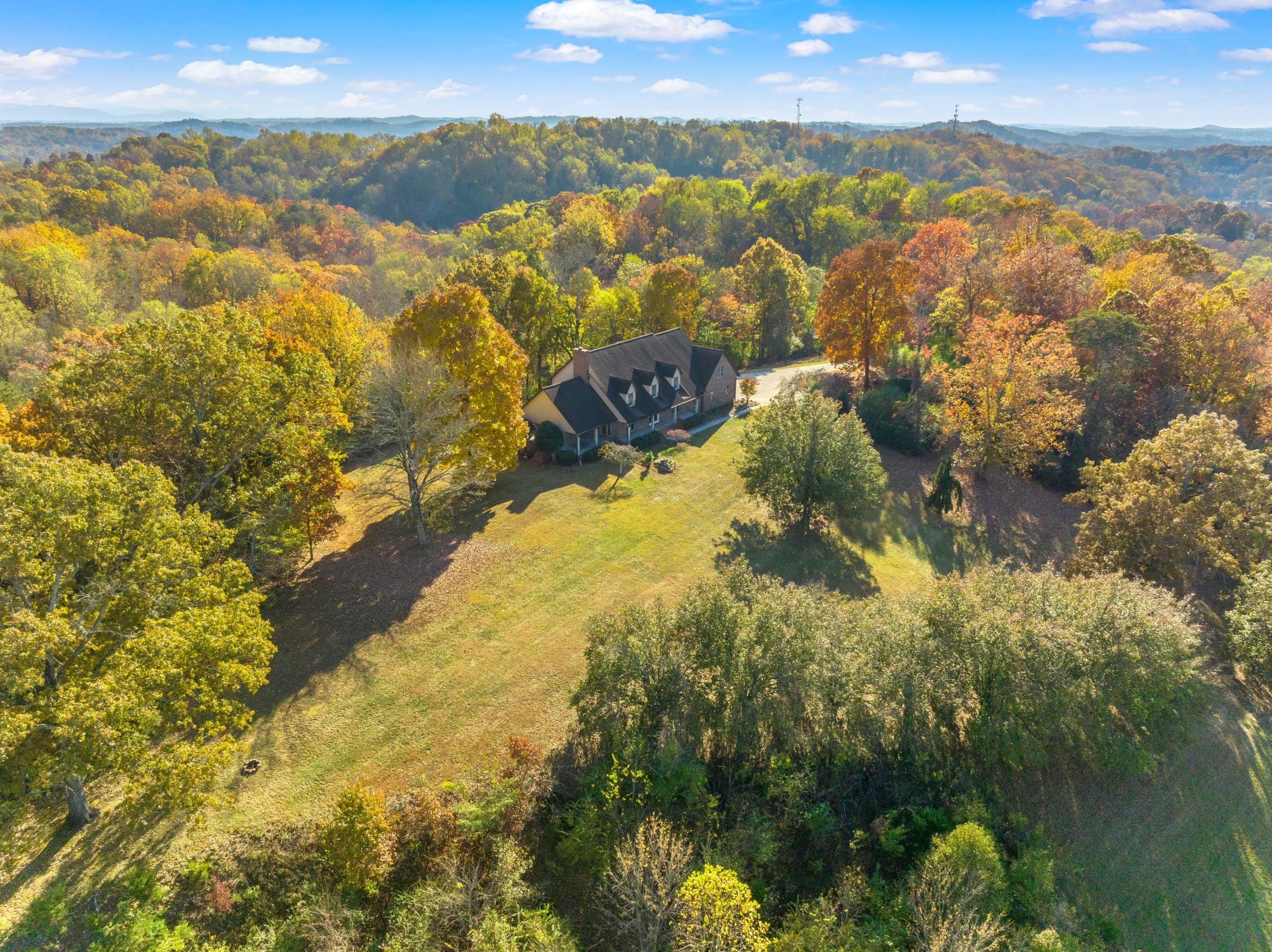 SOLD 909,700 9020 Bass Lane Knoxville, TN 37922 Powell Auction