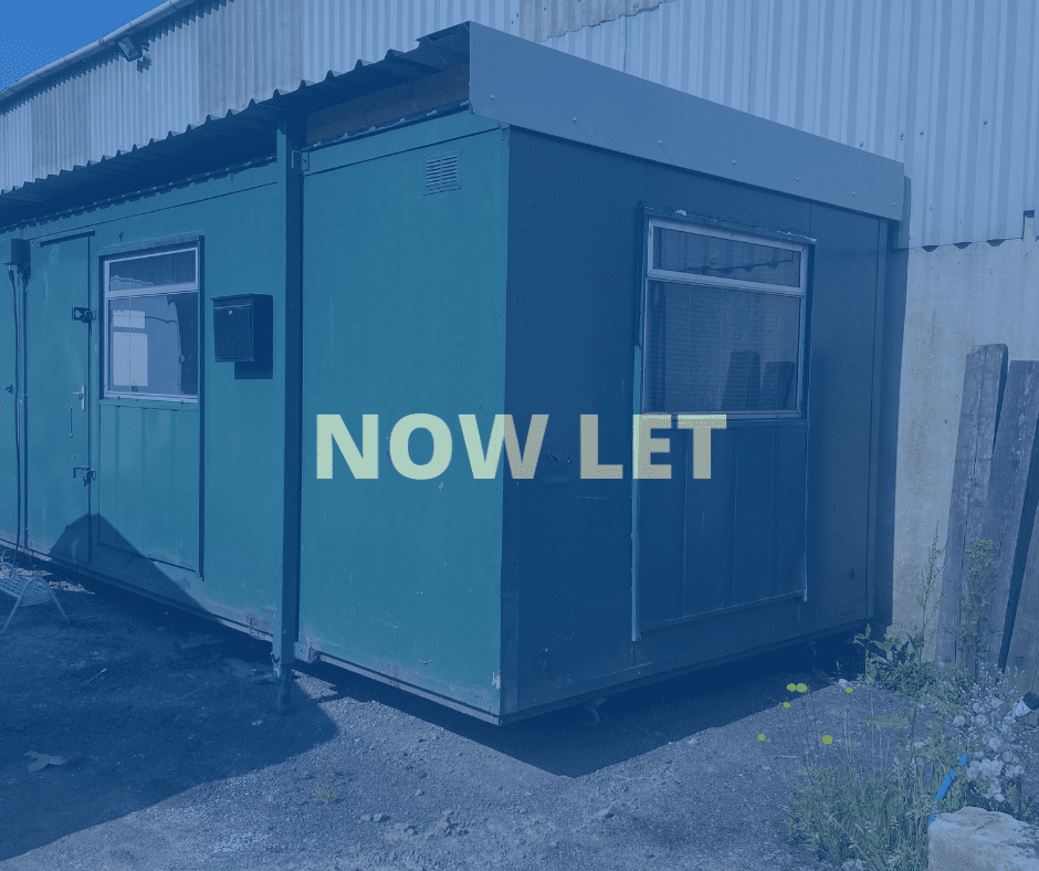 Cabin at Church Farm, Llantrisant, Usk M4 Property