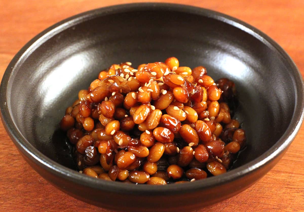 Braised Soybeans (Kongjorim) recipe