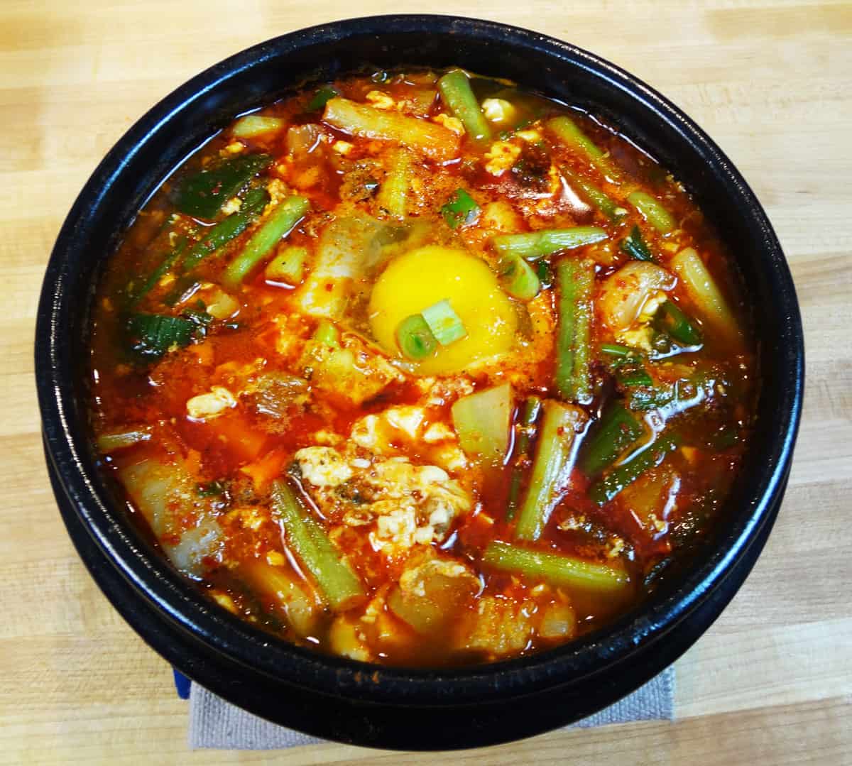 Haemulsundubujjigae (Spicy soft tofu stew with seafood) recipe