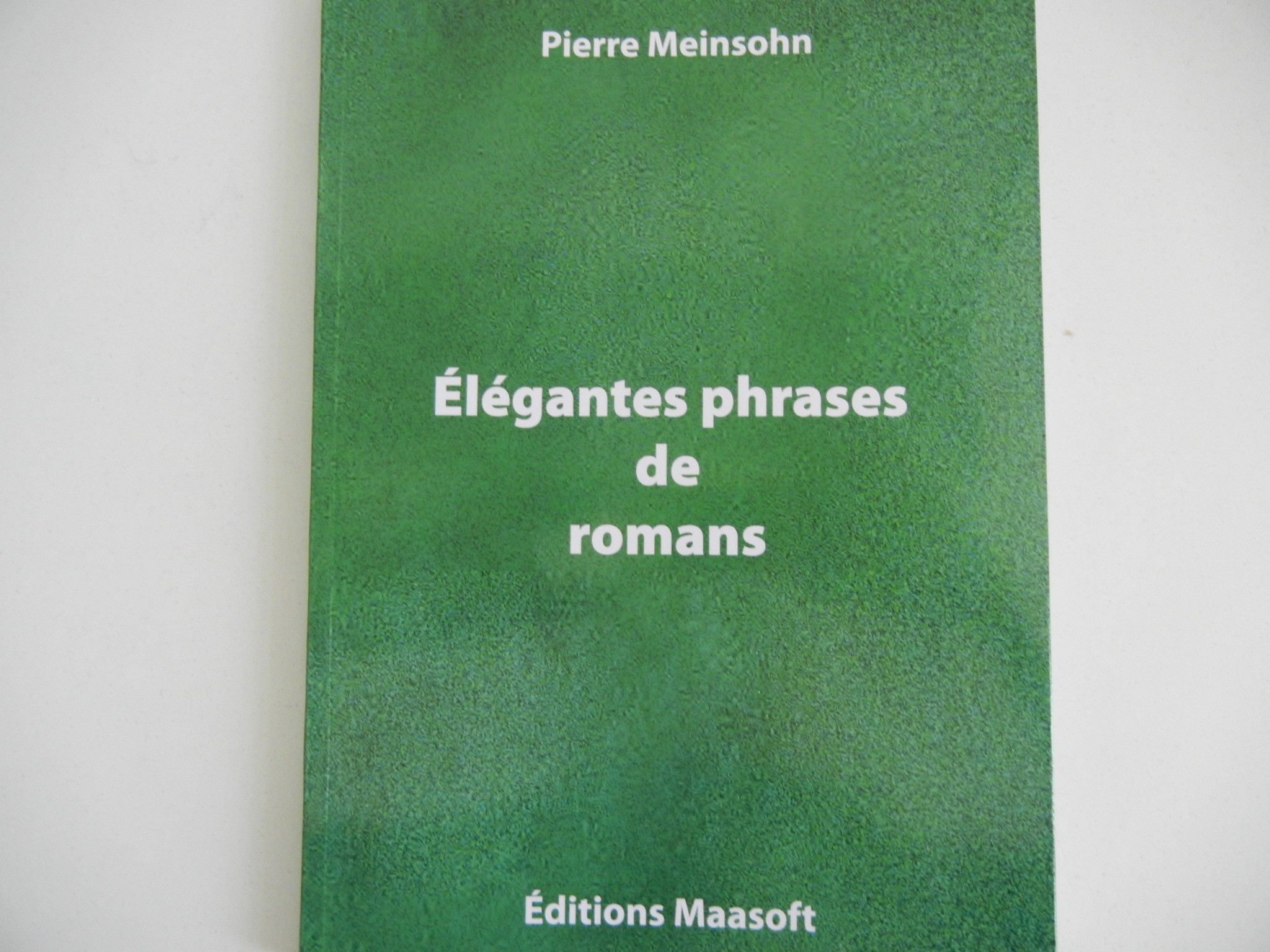 ÉLÉGANTES PHRASES DE ROMANS
