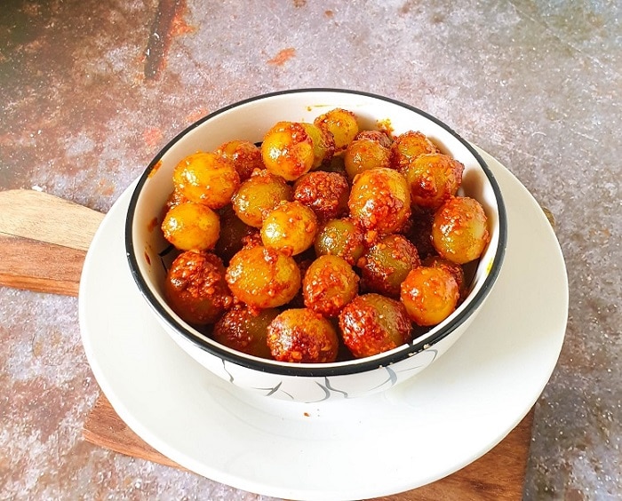 Instant Grape Pickle Achari Angoor Grape Pickle Recipe » Maayeka