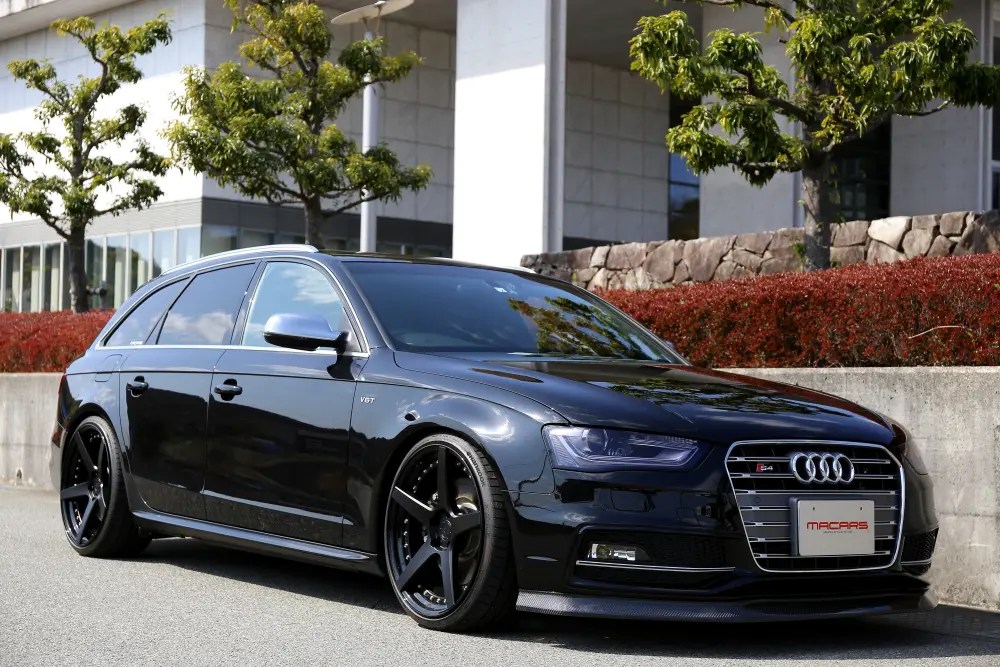 Audi S4/B8.5 Avant MACARS (メイカーズ) 兵庫県姫路市