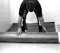 LAMINATES FLOORING INSTALATION (200 x 177 Pixel)