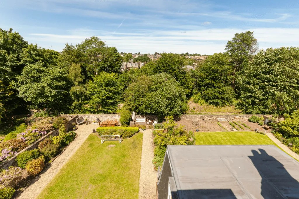 21 Cluny Gardens, Edinburgh Macgregor