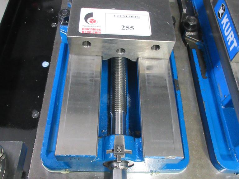 Machines Used Kurt Model D688 6" Machine Vise with Steel Jaws and Handle