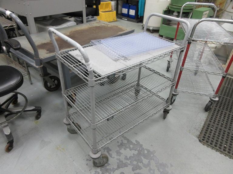 Machines Used Wire Deck Shop Cart