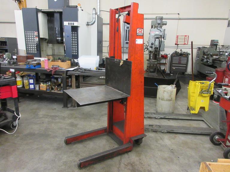 Machines Used Economy Model MV54 Die Lift Cart, 750 LB Capacity, 54