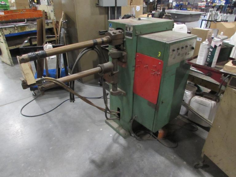 Machines Used Peer Precision Equipment AR450 50KVA Spot Welder with