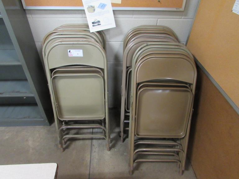 Machines Used (19) Metal Folding Chairs