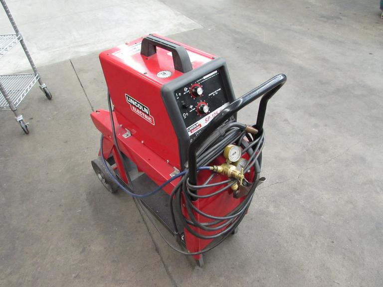 Machines Used Lincoln SP125 Plus Wire Feed Welder with Gun & Cart