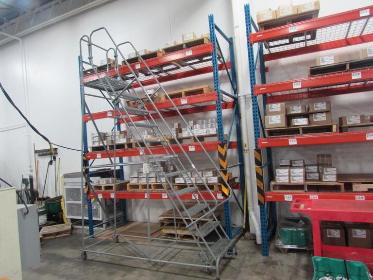 Machines Used Uline Rolling Warehouse Stair, 24" Wide Tread, 110" Top