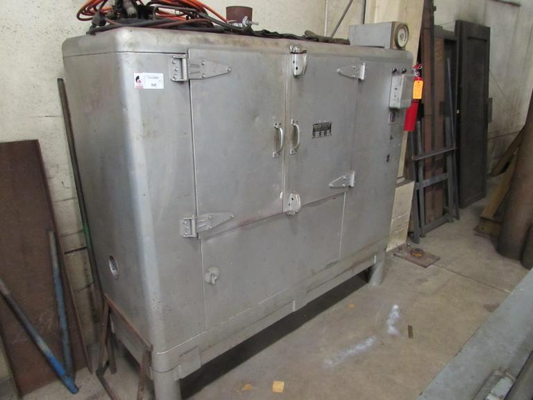 Machines Used Despatch CF26 Electric Oven 850F Max Temp