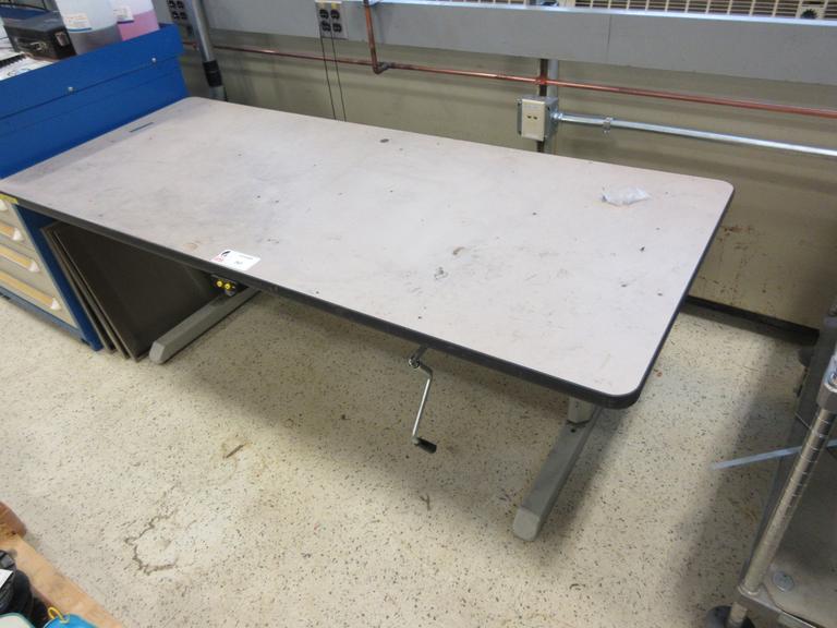 Machines Used Adjustable Height Table