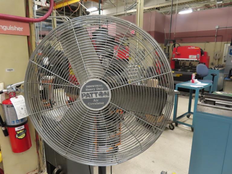 Machines Used Patton 30" Shop Fan with Stand