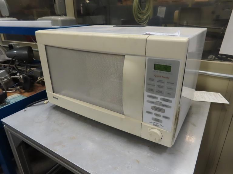 Machines Used Kenmore Microwave Oven